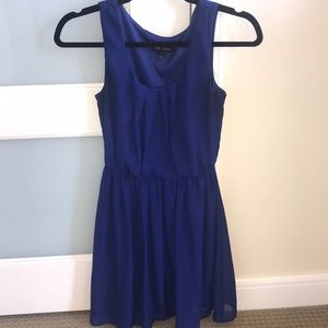 🇺🇸 Flowy BCX Cinched Blue Sleeveless Dress